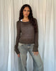 Immagine di Addison Top in maglia trasparente a maniche lunghe in cioccolato scuro