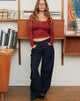 Immagine di Jeans larghi a vita bassa in Indaco con cuciture rosse