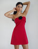 Immagine del vestito Ninivala in rosso con rosone nero
