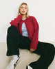 Immagine di Maureen Cardi in rosso