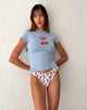 Immagine di Tiona Tee in blu Nantucket con stampa di ciliegie