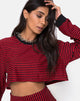 Immagine di Goce Crop Top a mini righe rosse e nere
