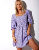 Immagine di Kezie Babydoll Dress in Dainty Daisy Lilac