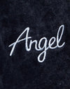 Lavaggio nero con ricamo angelo