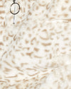 Animale bianco e crema