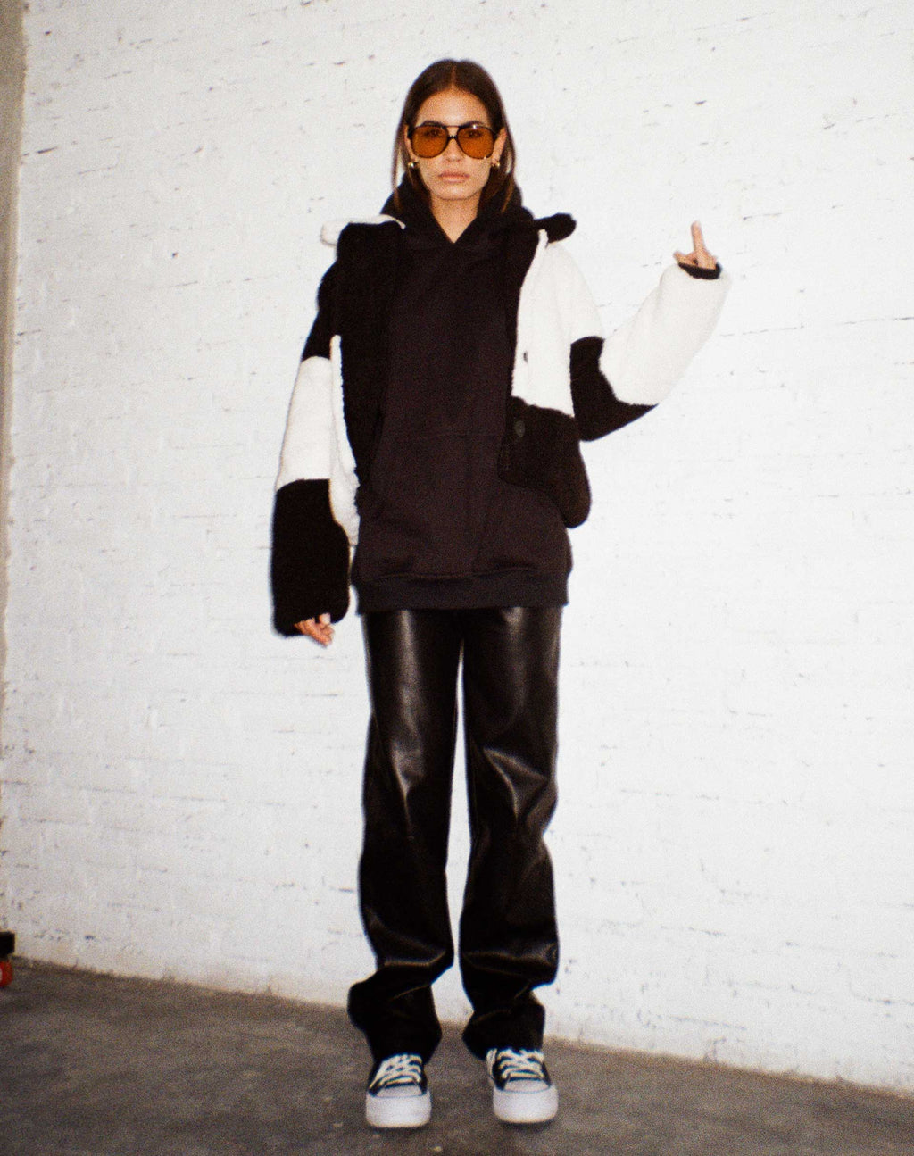 MOTEL X OLIVIA NEILL Pantaloni paralleli in Pu Nero