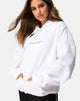 Immagine della felpa con cappuccio oversize in bianco I Want it Embro