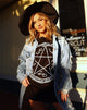 Immagine di Sunny Kiss Tee in nero Devil Trap