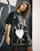 Immagine di Sunny Kiss Tee in the Sun, Lover and Soul