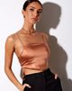 Immagine di Zashe Cami Top in satin oro rosa