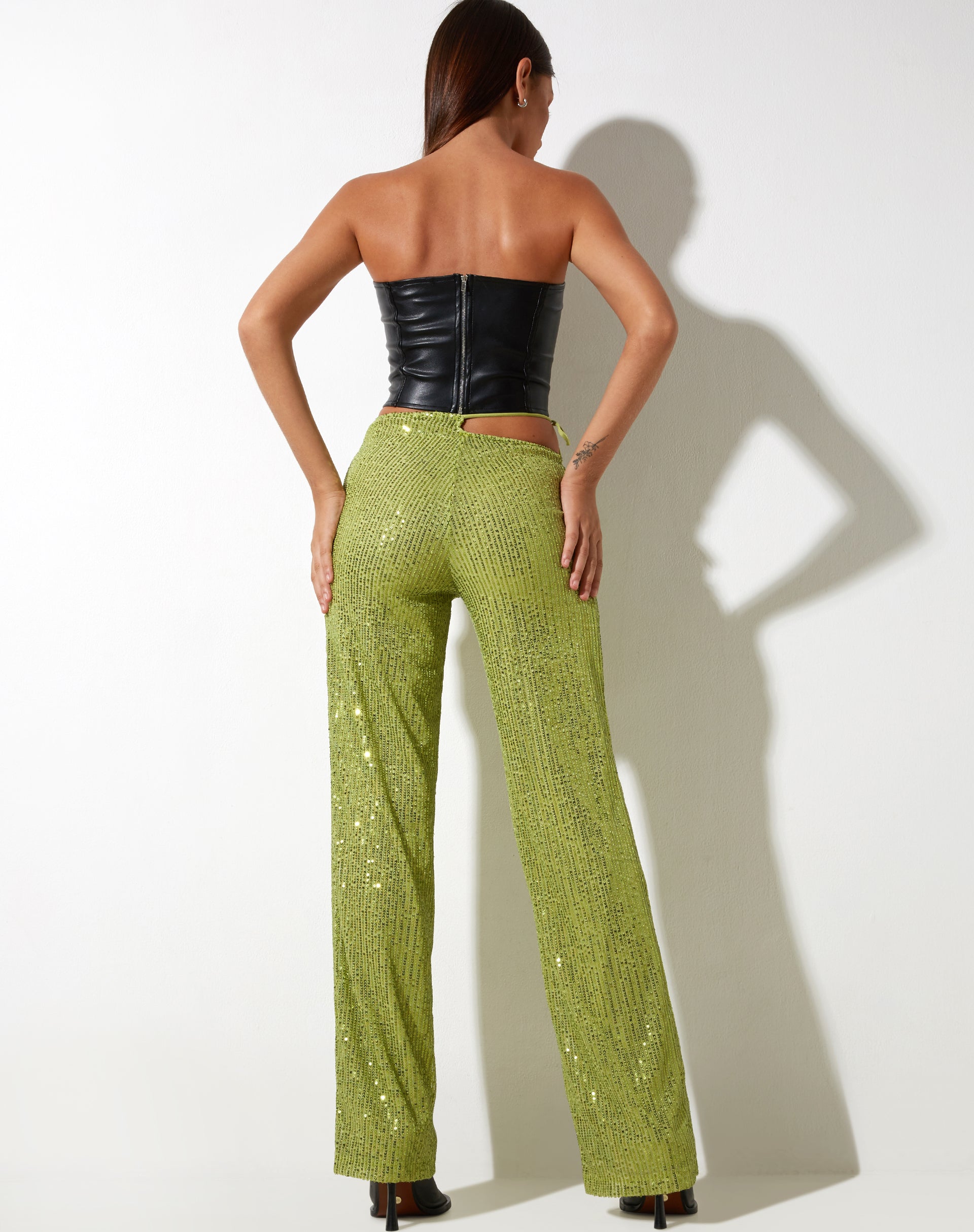Immagine dei pantaloni Sanju in Drape Sequin Verde Lime