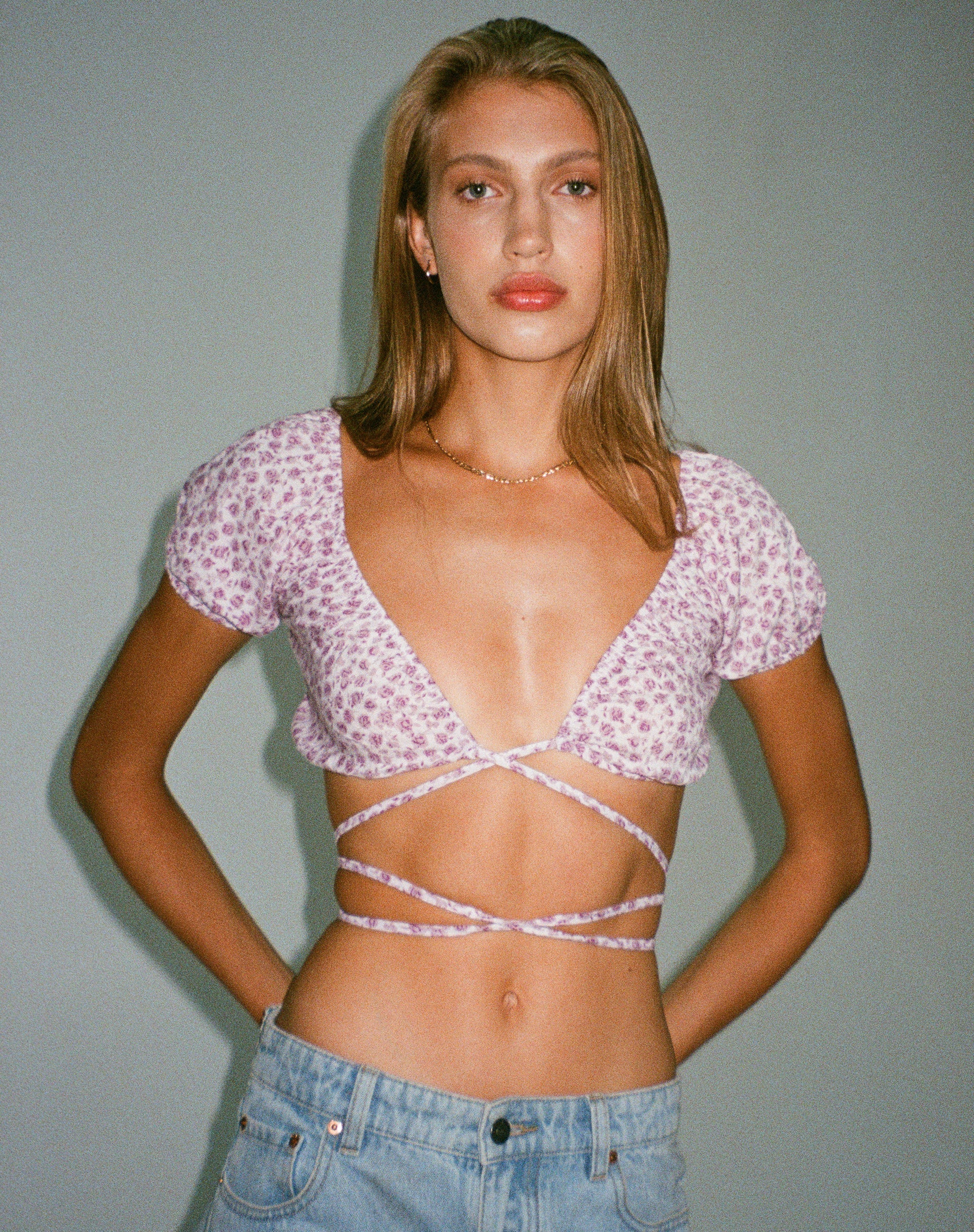 Immagine di Jiena Crop Top in Ditsy Rose Lilac
