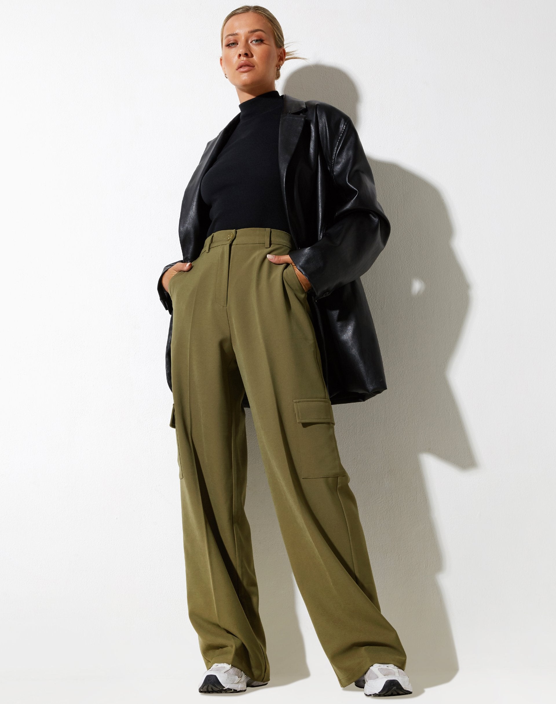 immagine di Abba Trouser in Cargo Pocket Olive