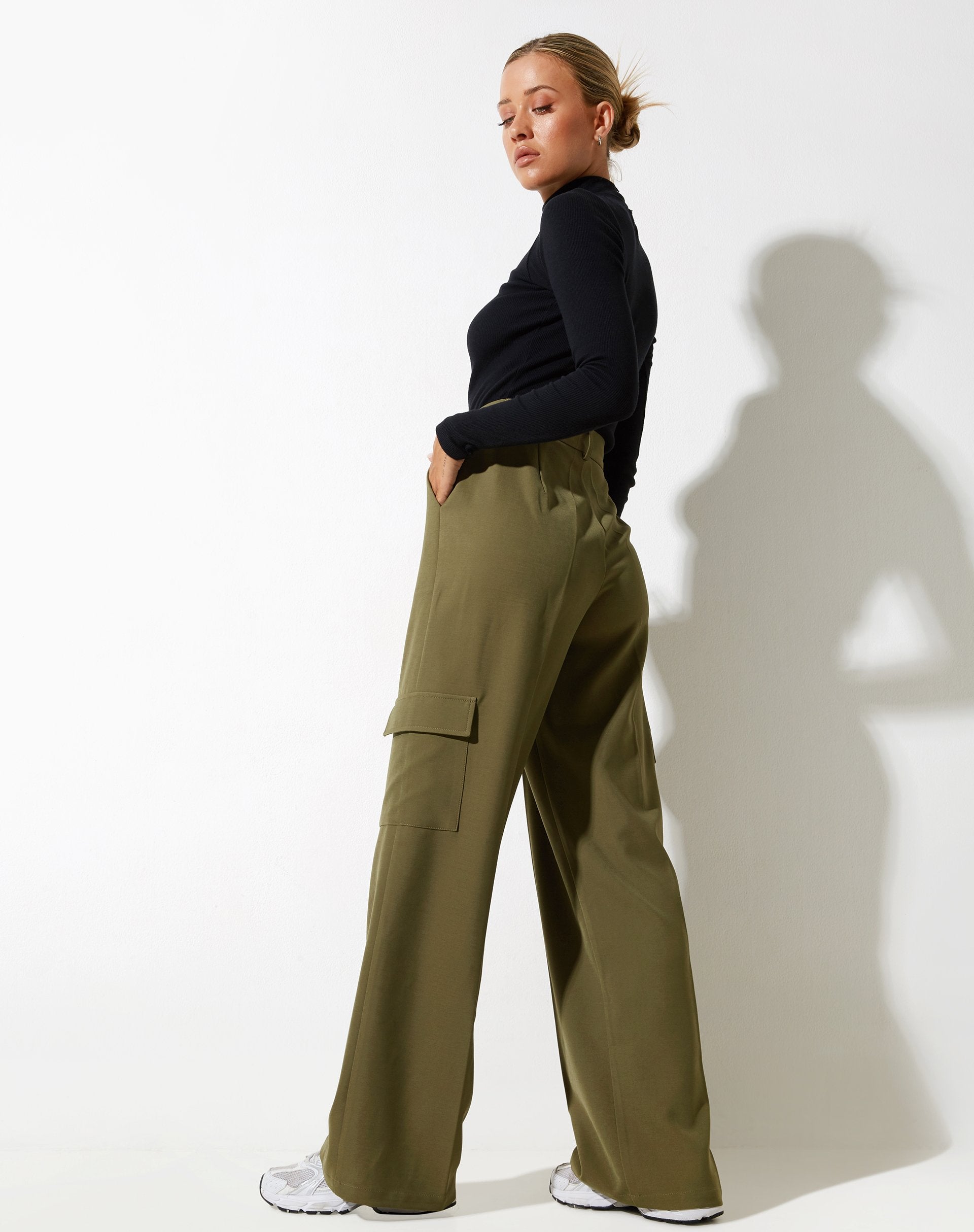 immagine di Abba Trouser in Cargo Pocket Olive