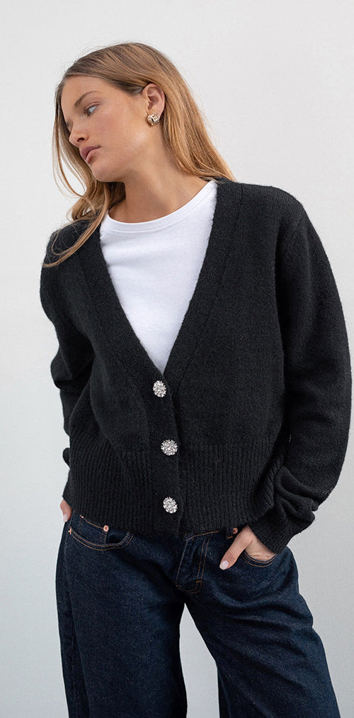 Immagine di Acera Cardigan in maglia nera con bottoni a fiore d'argento