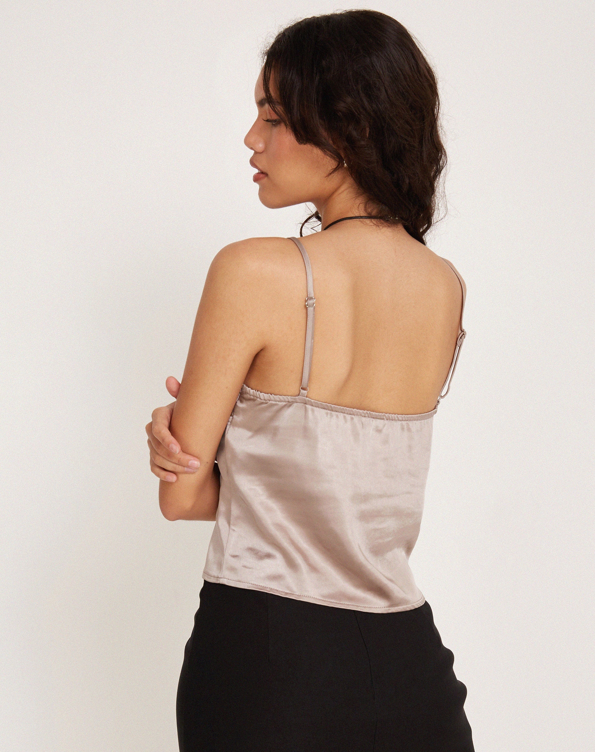 immagine di Adalia Cami Top in Satin Champagne