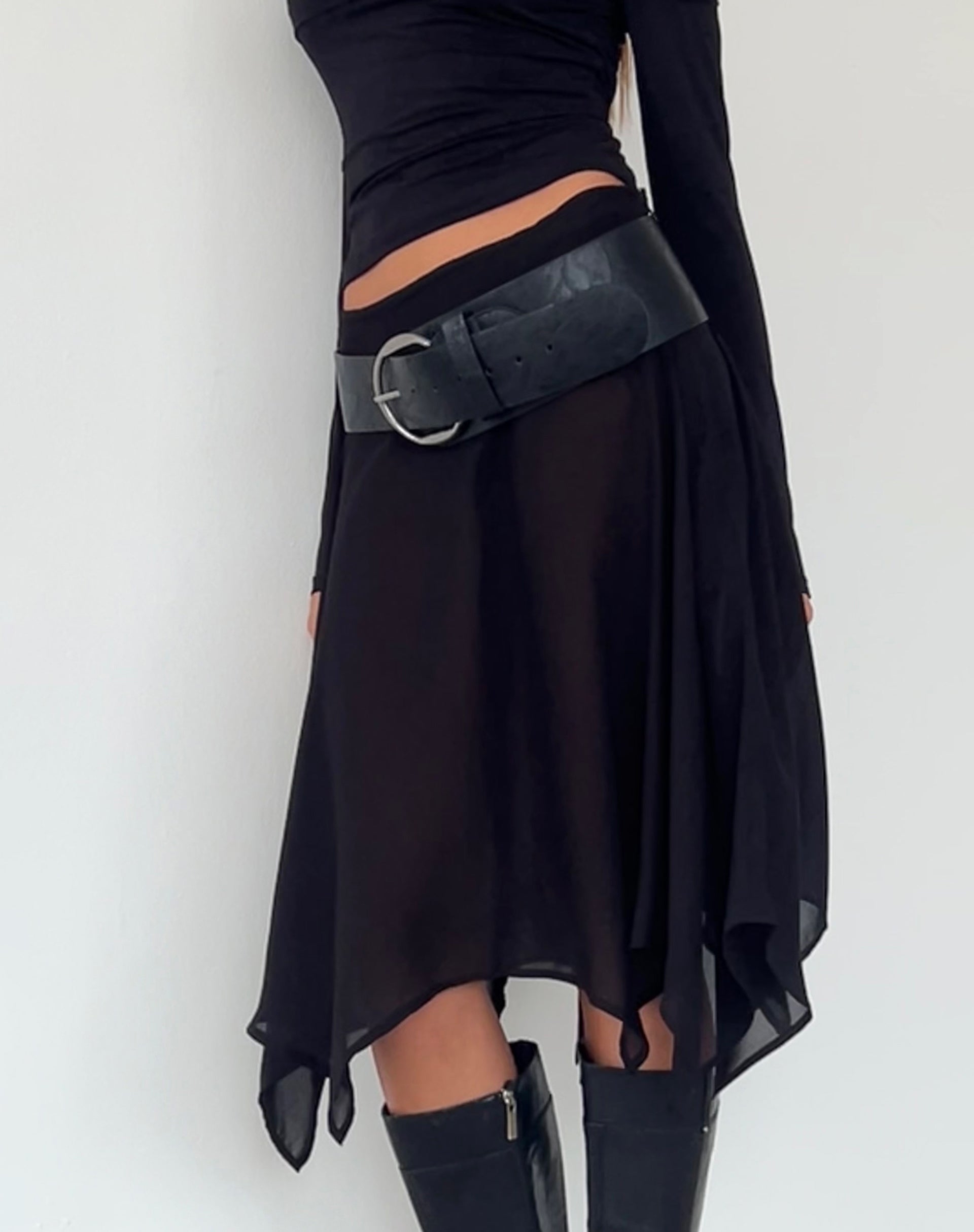 Immagine di Albertha Gonna midi in chiffon Nero