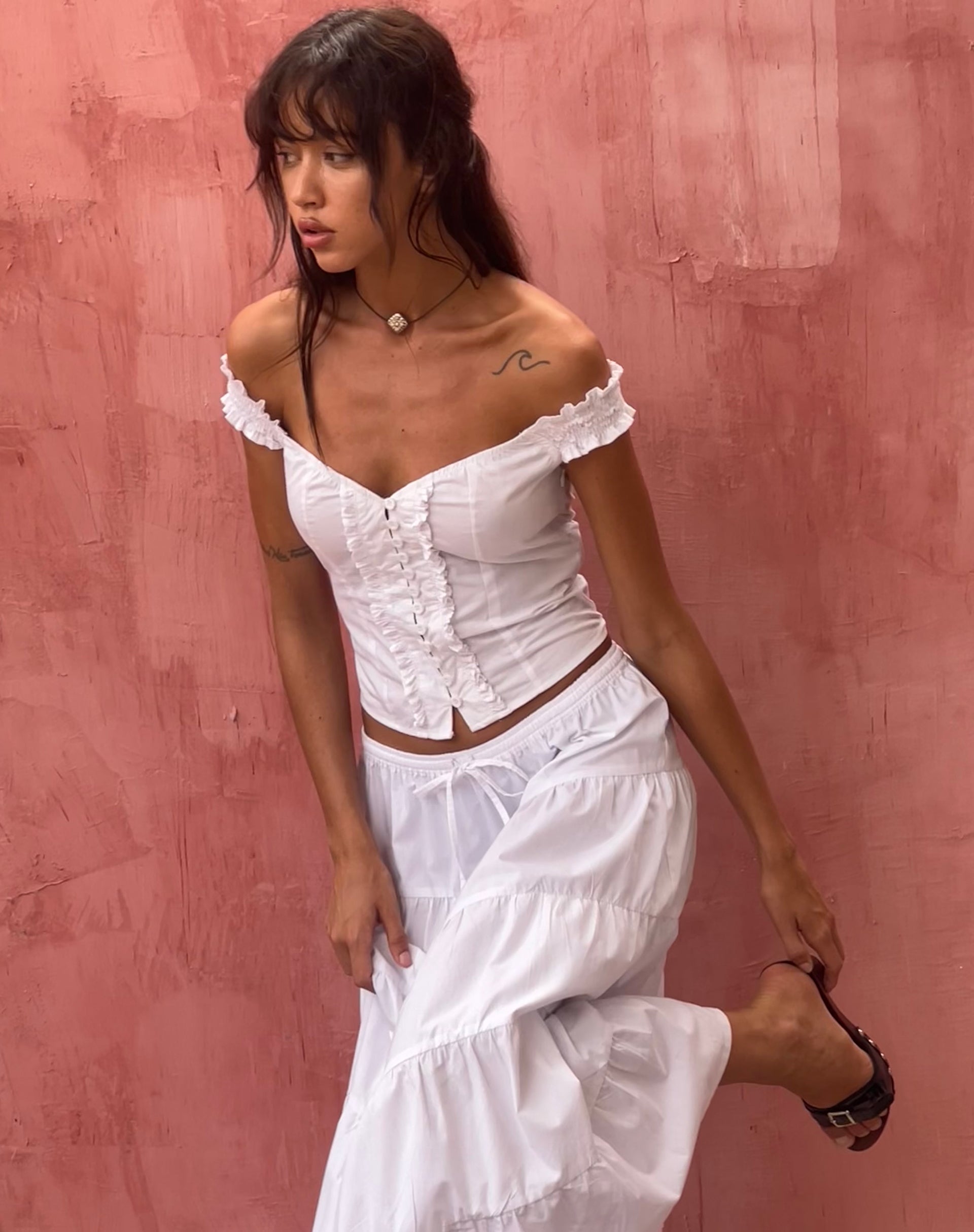 Immagine di Alderidge Bardot Corsetto Top in bianco
