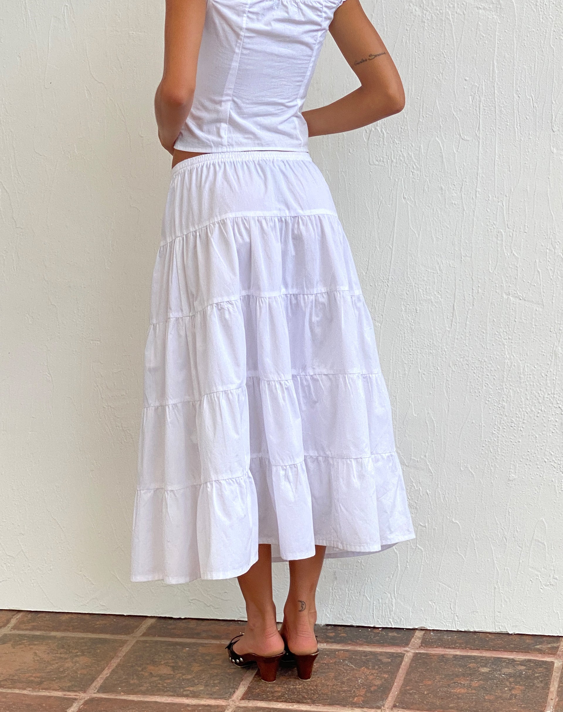 Immagine di Izumi Gonna midi a pieghe in popeline bianco