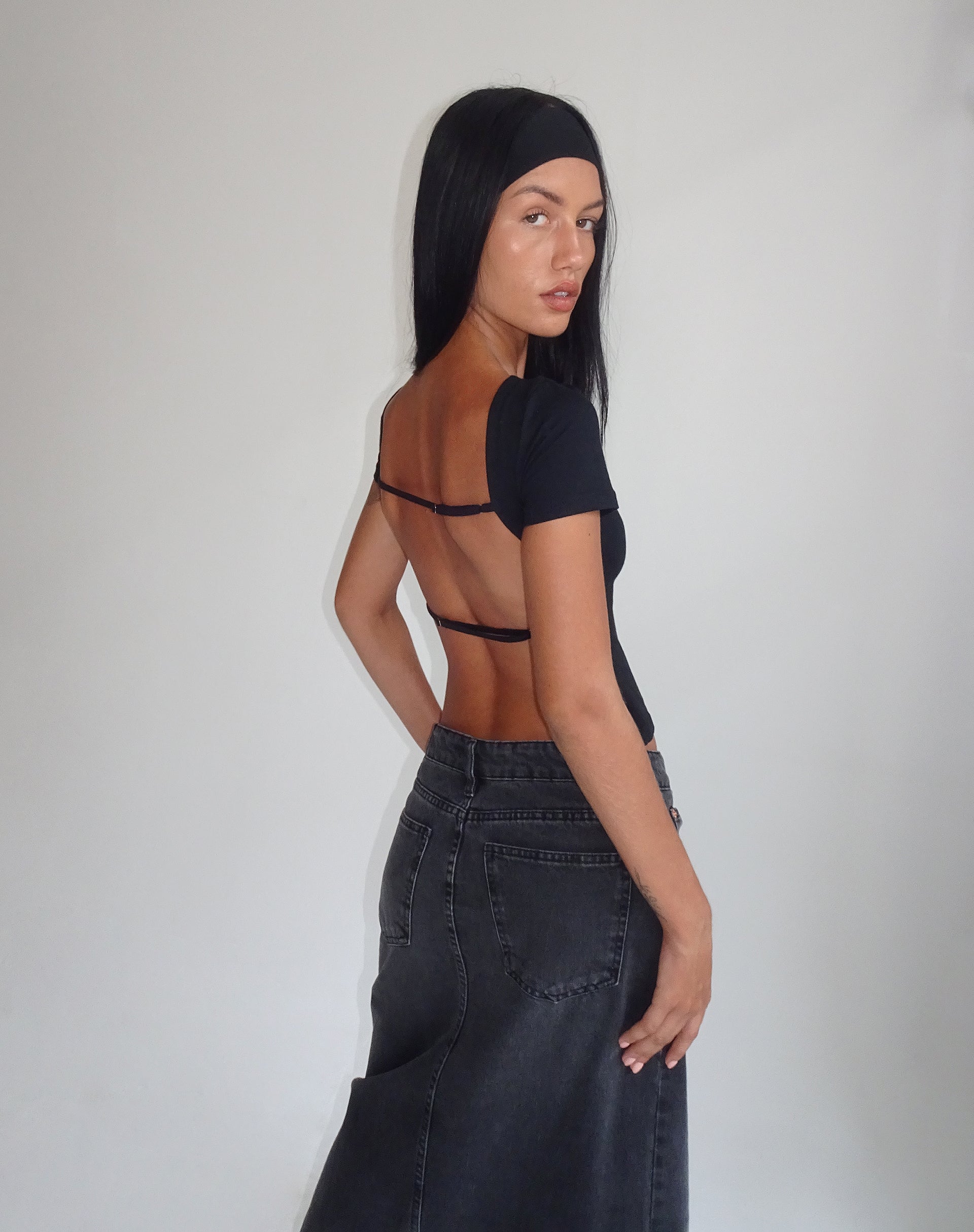 Immagine di Anita Open Back Top in nero