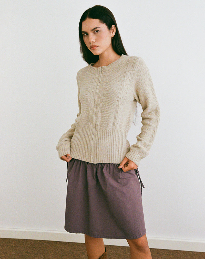 Immagine del cardigan Anitra in maglia a cavi beige