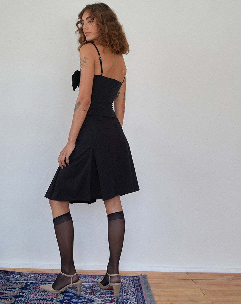 Immagine di Antlia Bow Cami Top in Nero Sartoriale