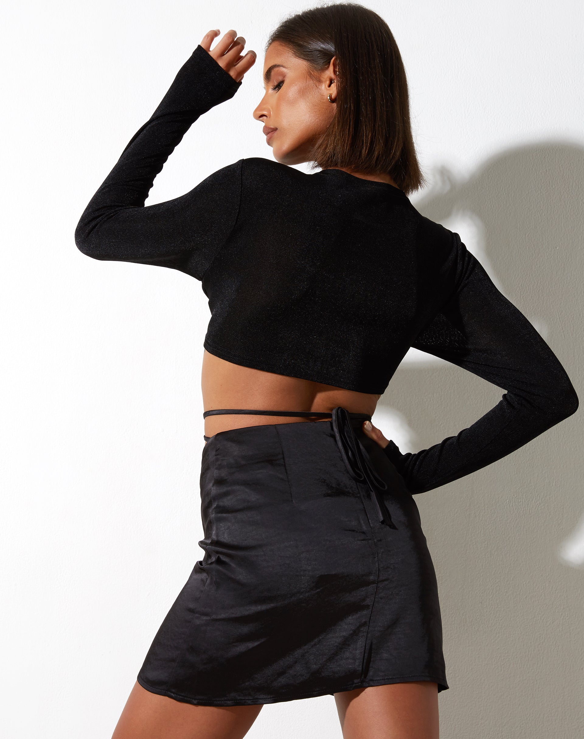 immagine di Araya Mini Skirt in Satin Nero