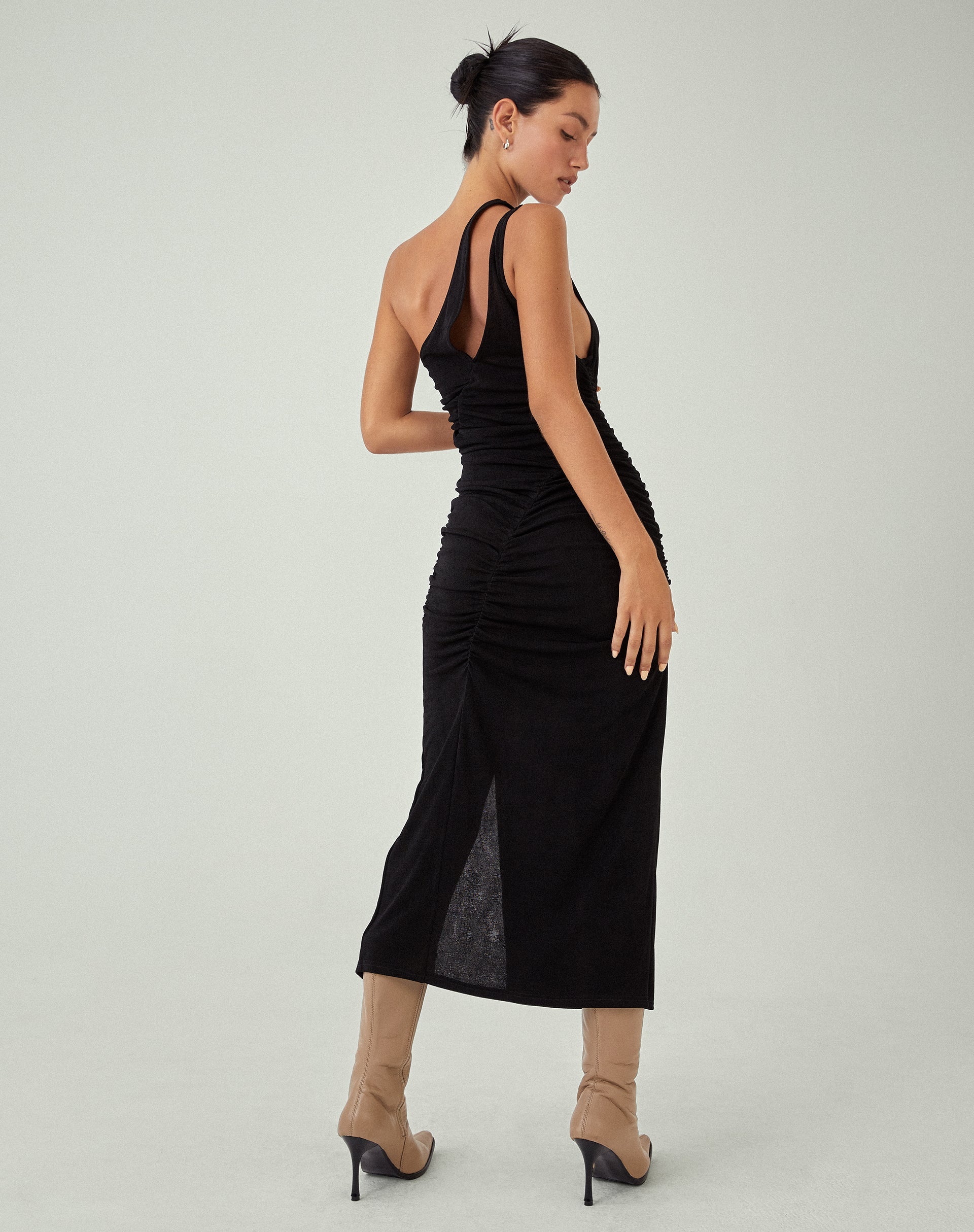 immagine di MOTEL X JACQUIE Arista Midi Dress in nero