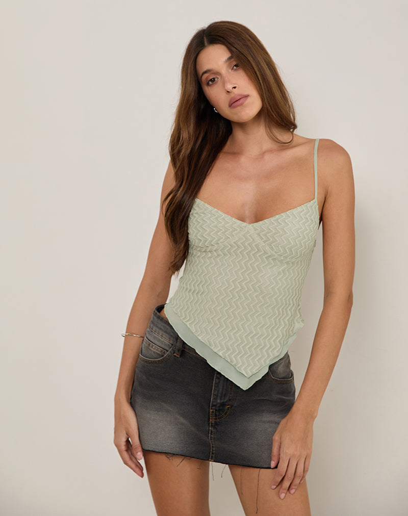 Immagine di Arlina Cami Top in rete a zig zag Salvia
