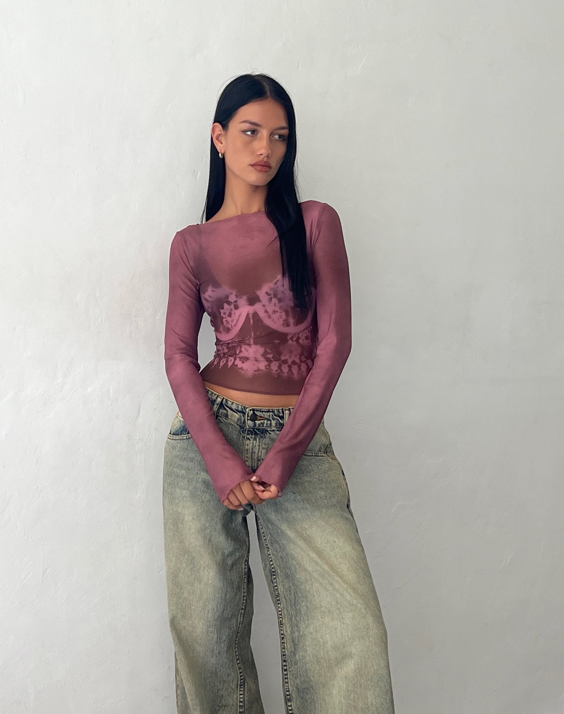 Immagine di Armali Top a maniche lunghe in borgogna con reggiseno in pizzo Scan