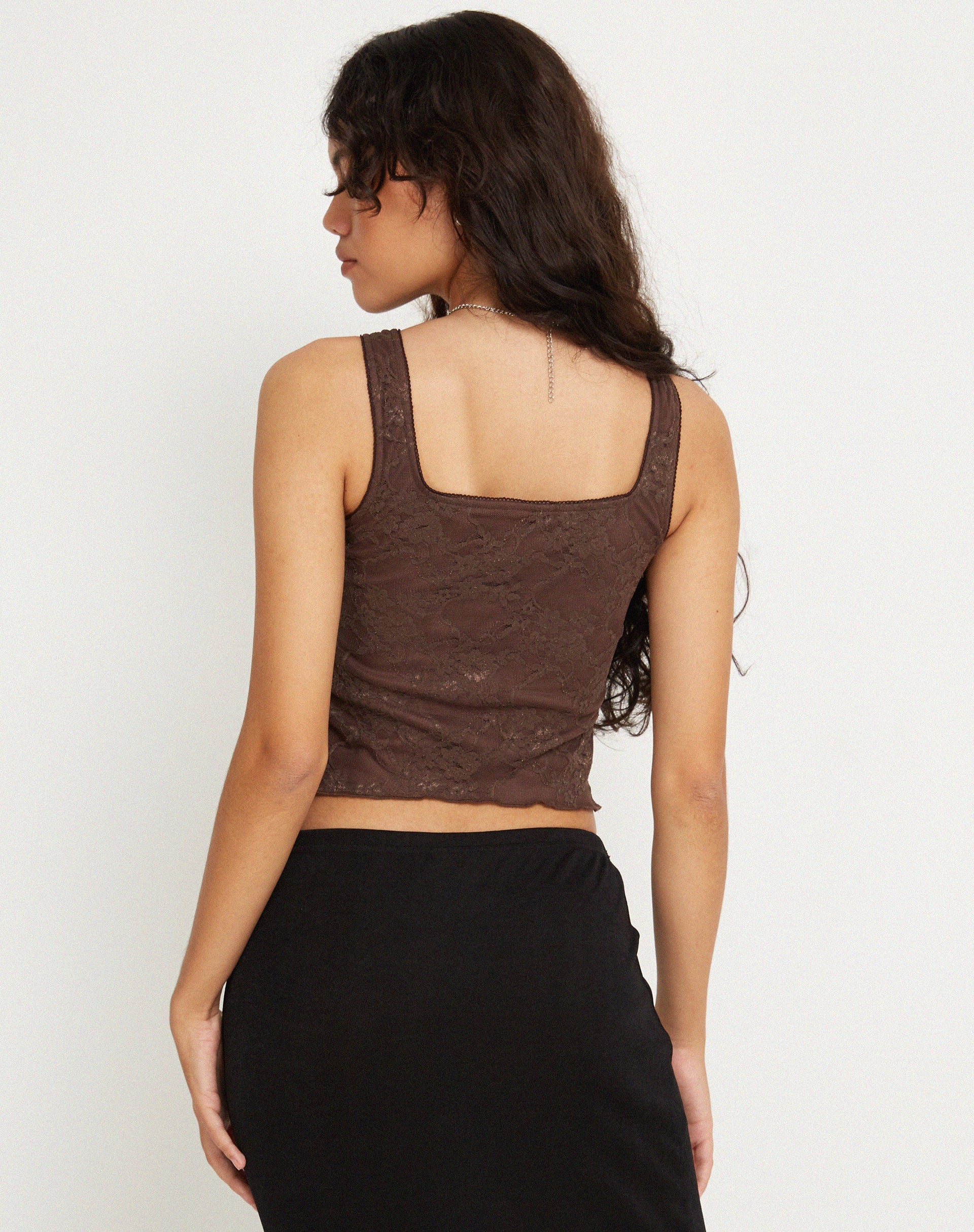 immagine di Asahi Crop Top in pizzo marrone castagna