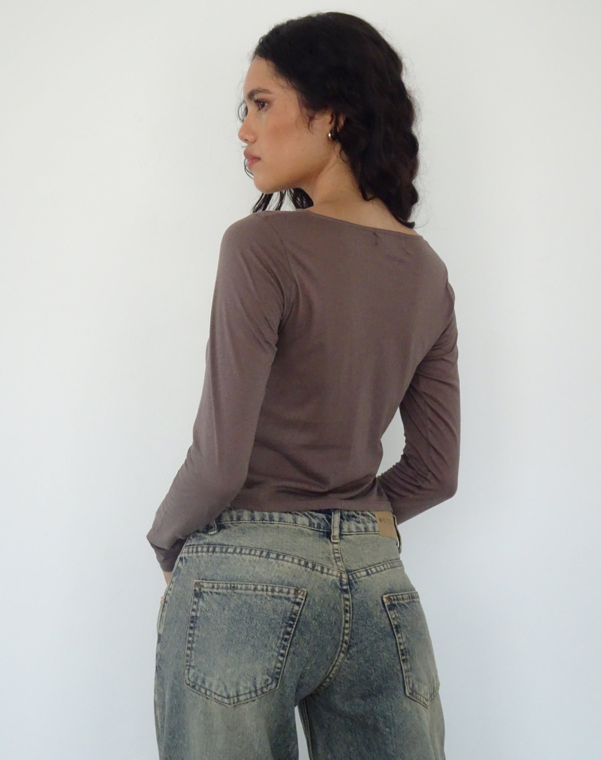 Immagine di Asma Top manica lunga loose fit in Nutmeg