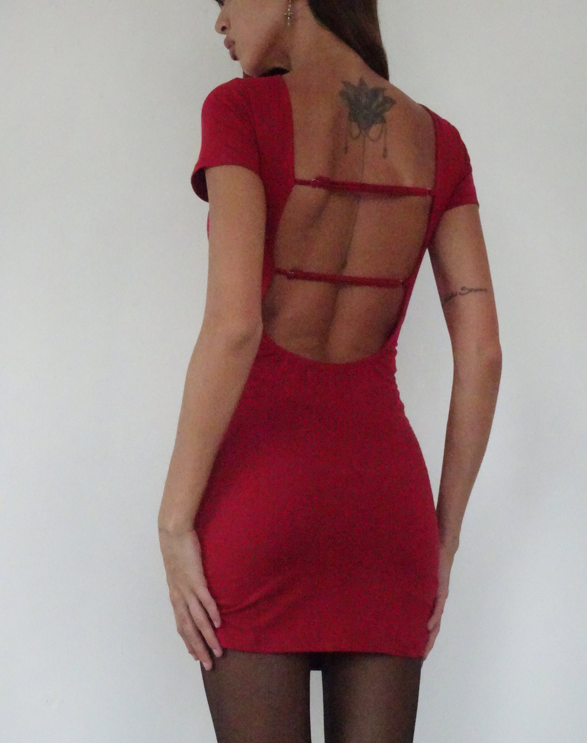 Immagine di Atina Open Back Mini Dress in Rosso Adrenalina