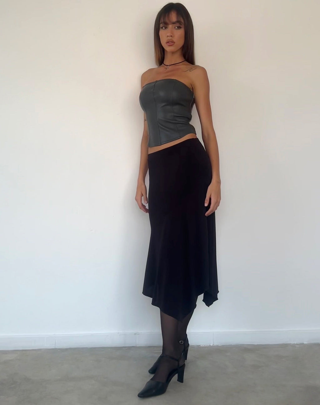 Audy Crop Top a fascia in PU Grigio Ardesia