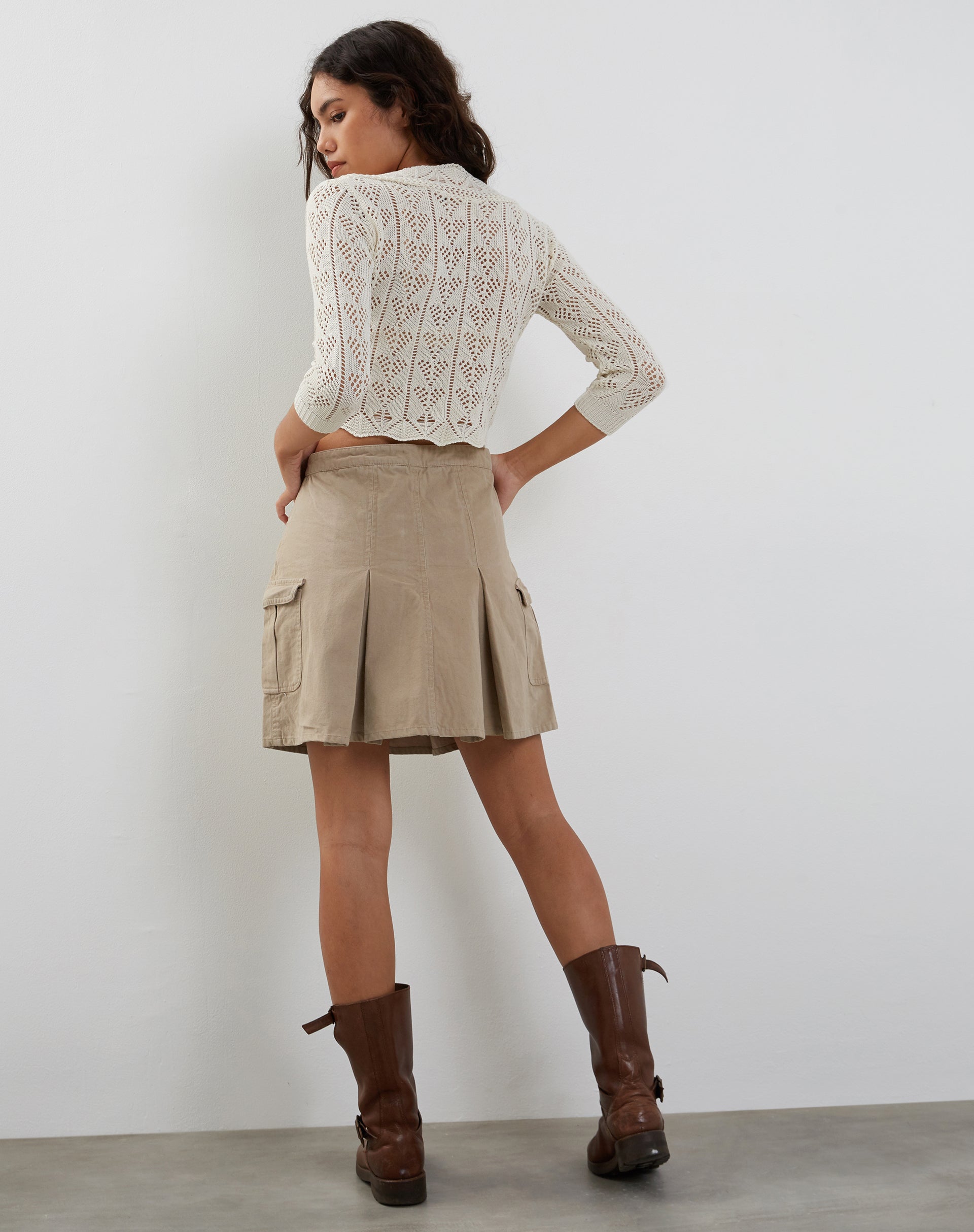 Immagine di Avery Ribbon Tie Front Cardigan in avorio
