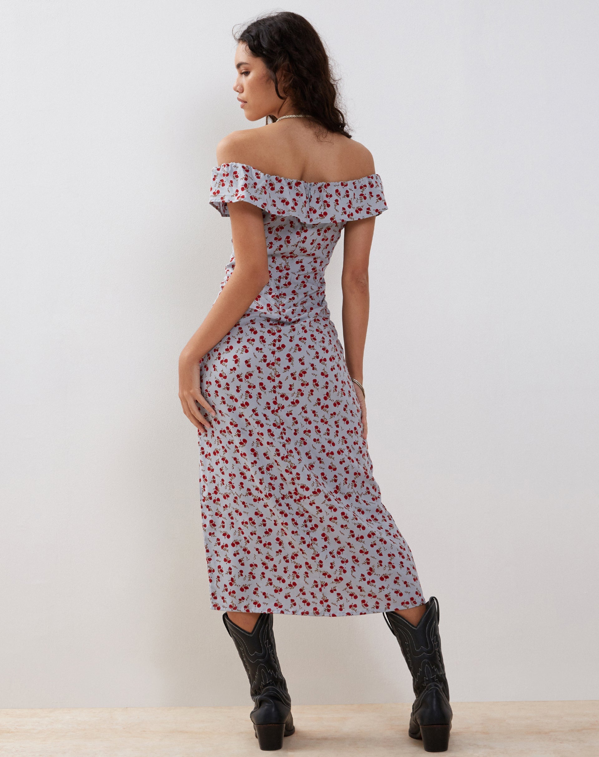 Immagine di Ayudia Bardot Midi Dress in blu floreale Ditsy