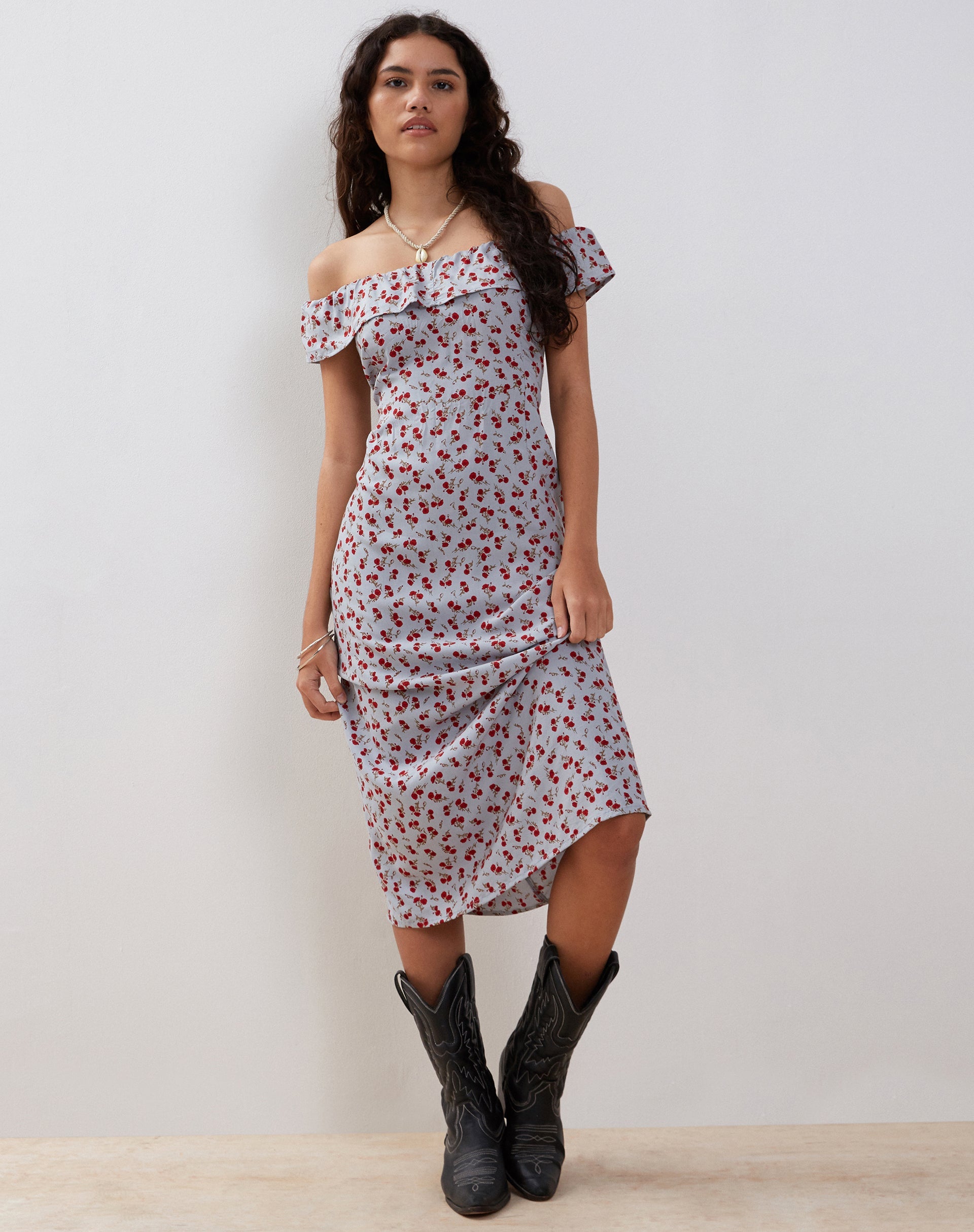 Immagine di Ayudia Bardot Midi Dress in blu floreale Ditsy