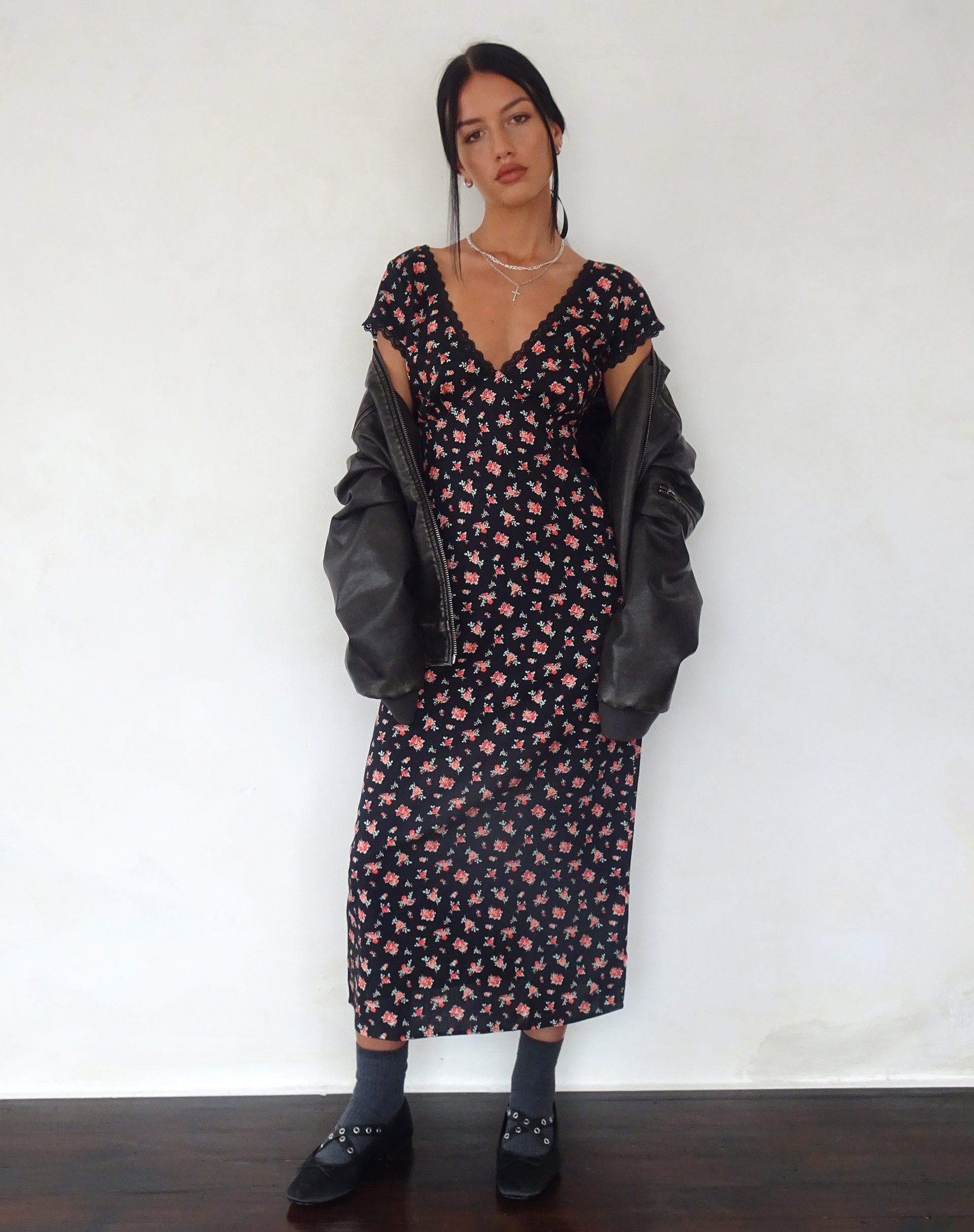 Immagine di Bahata Midi Dress in Flowing Rose Nero