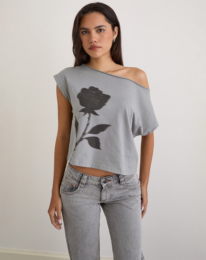 Top asimmetrico a maniche corte Balia in grigio con stampa di rose sfocate