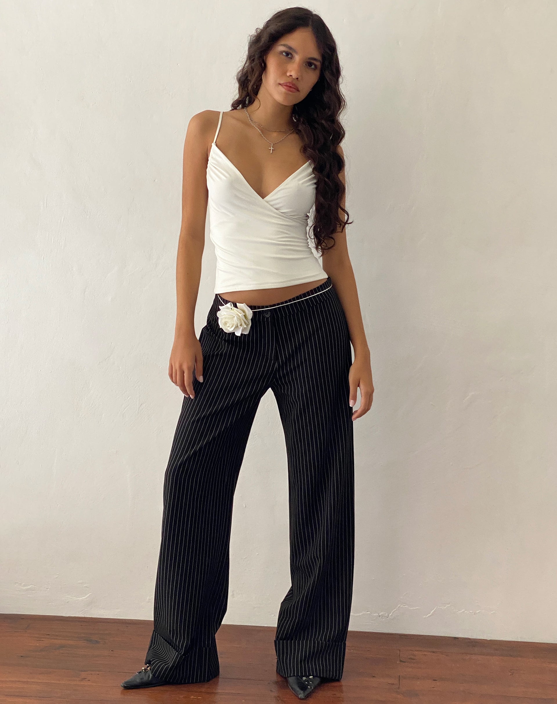 Immagine di Bea Cross Front Top in Avorio Soft Touch