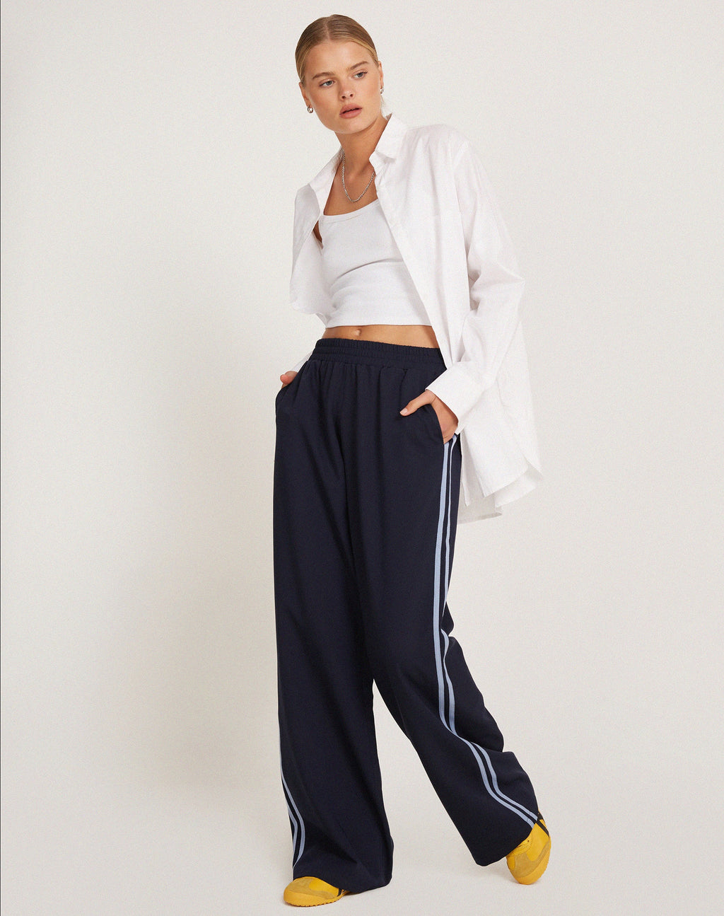 Pantalone Bennett in stile sartoriale navy con riga laterale