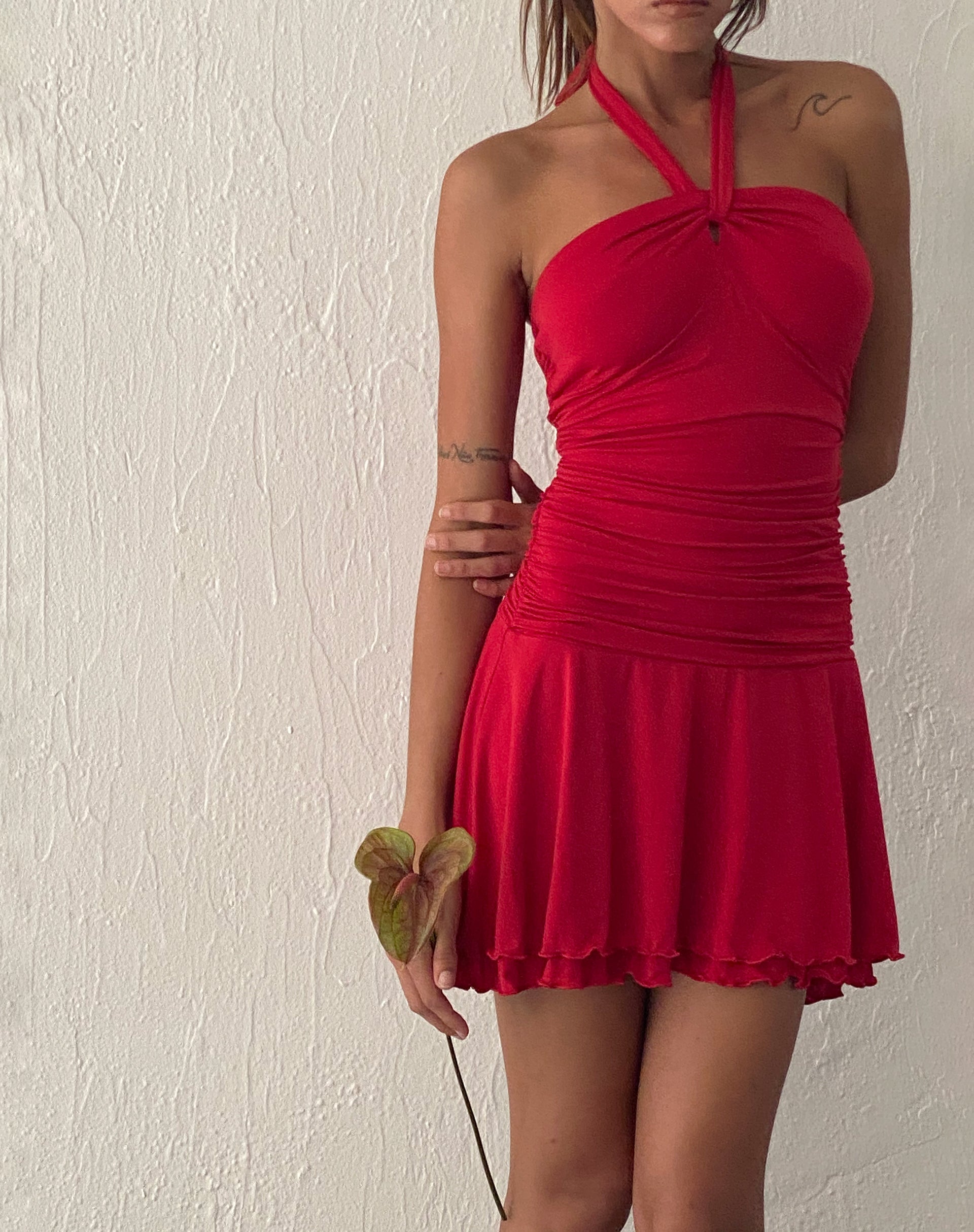 Immagine di Bibi - Mini abito a fascia con scollo a balestra - rosso