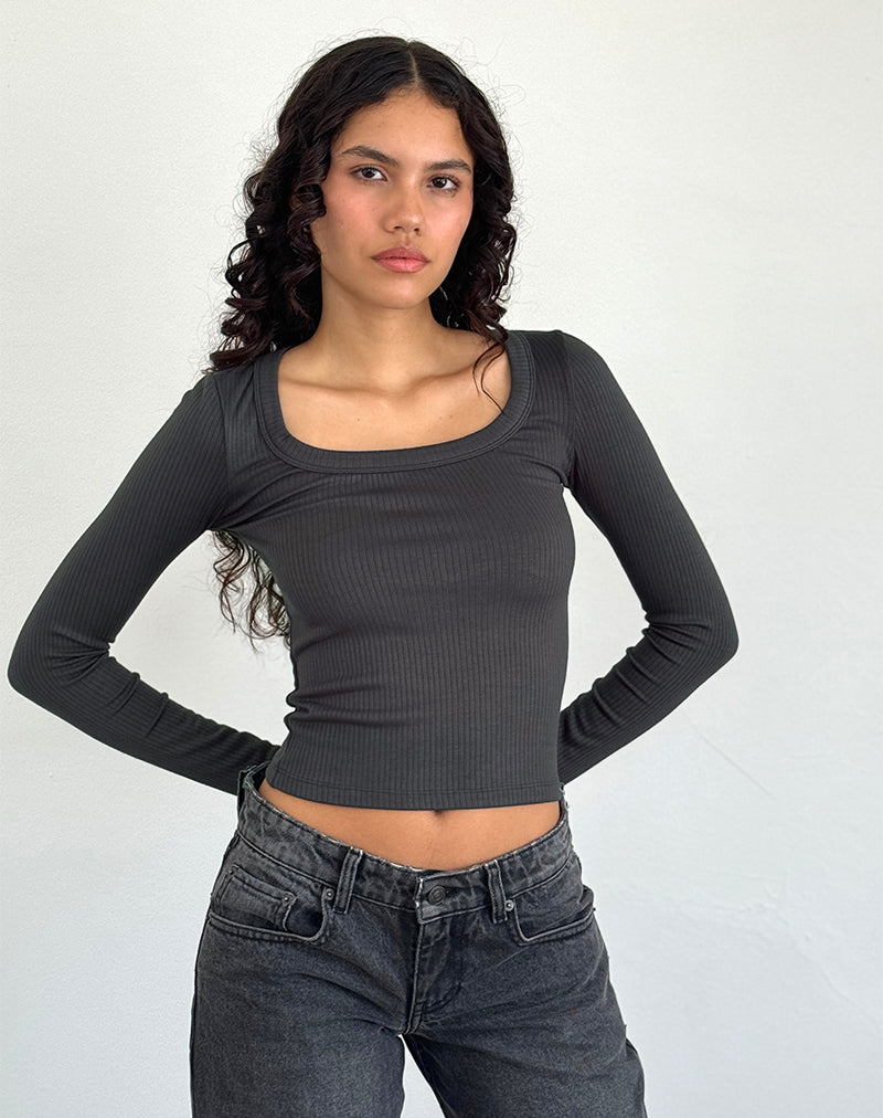 Immagine di Binlo Extra Long Sleeve Top in Black Forest