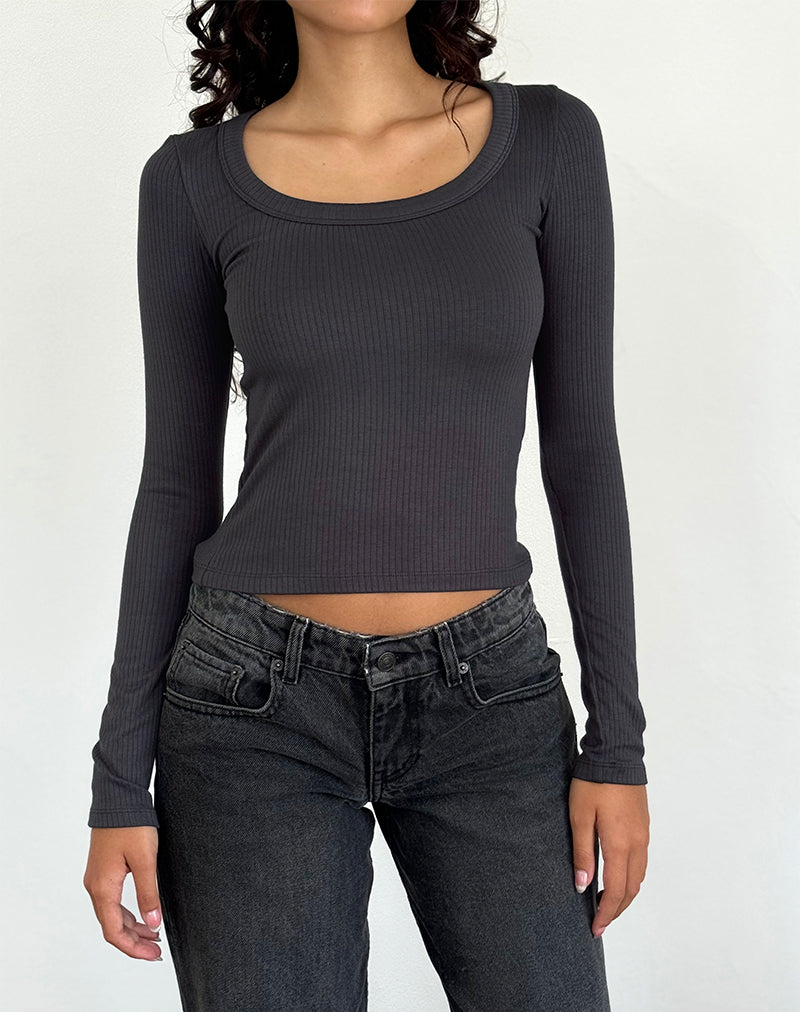 Immagine di Binlo Extra Long Sleeve Top in Black Forest
