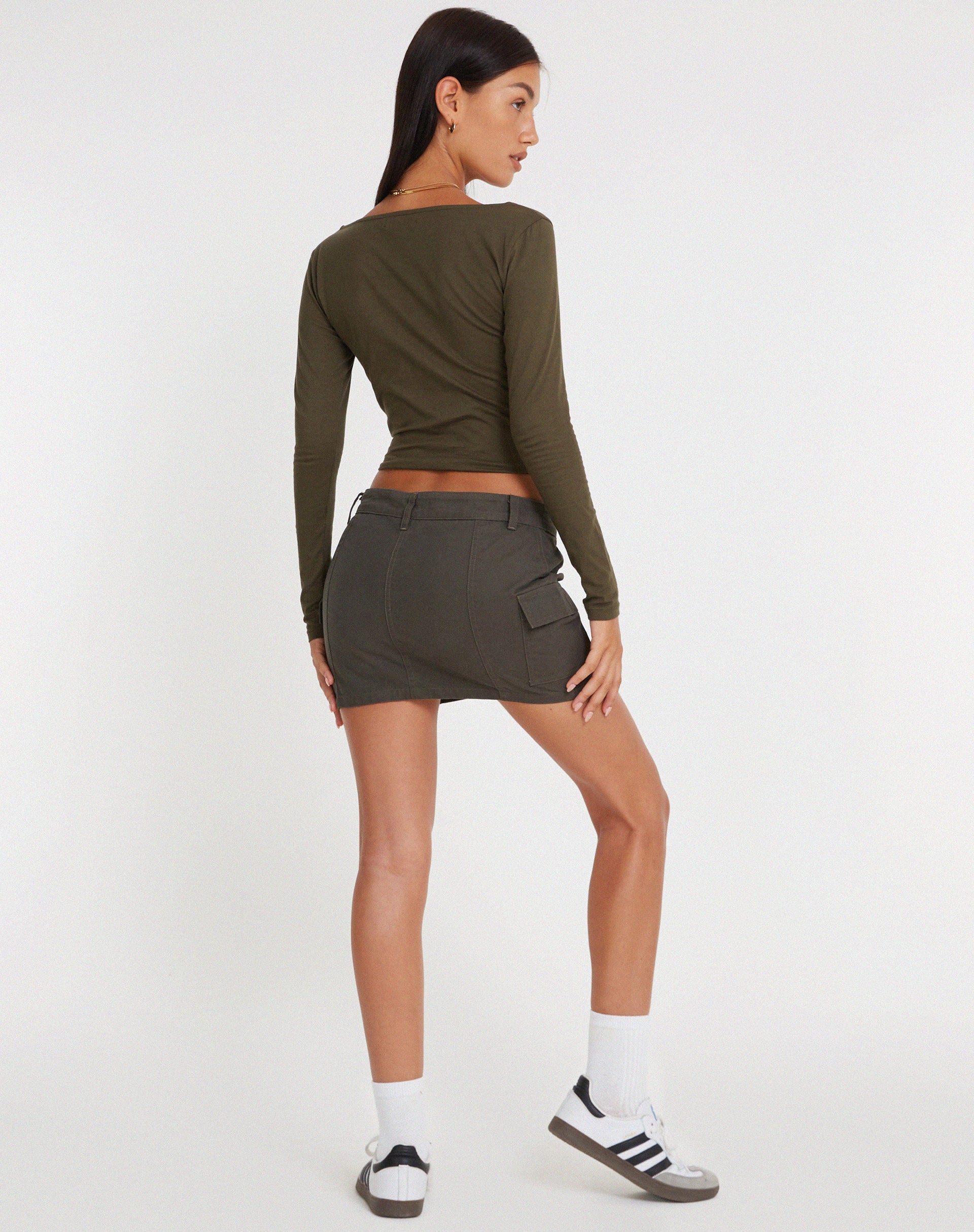 immagine di Bonlo Long Sleeve Top in Olive