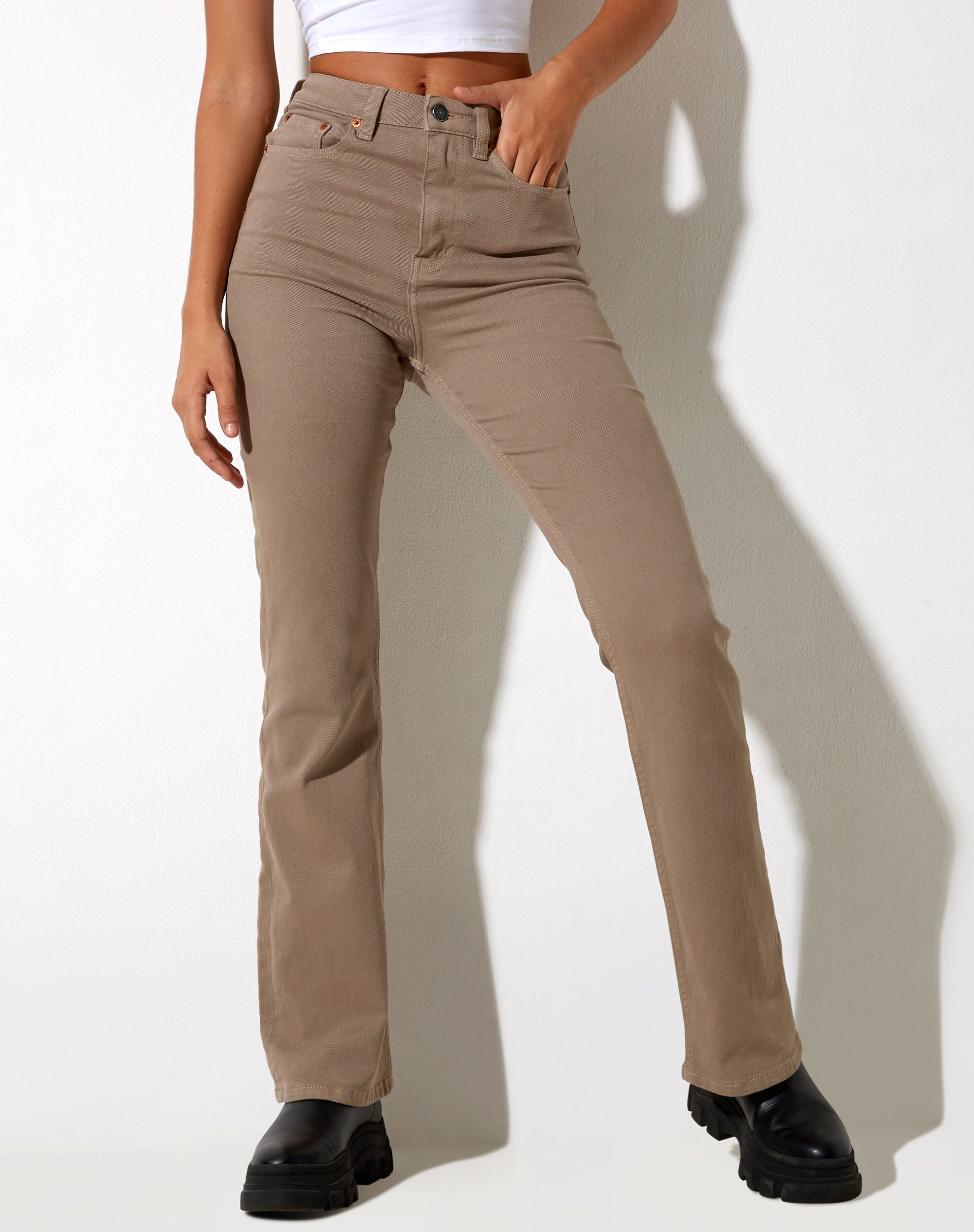 Immagine di Bootleg Jeans in Burnt Olive