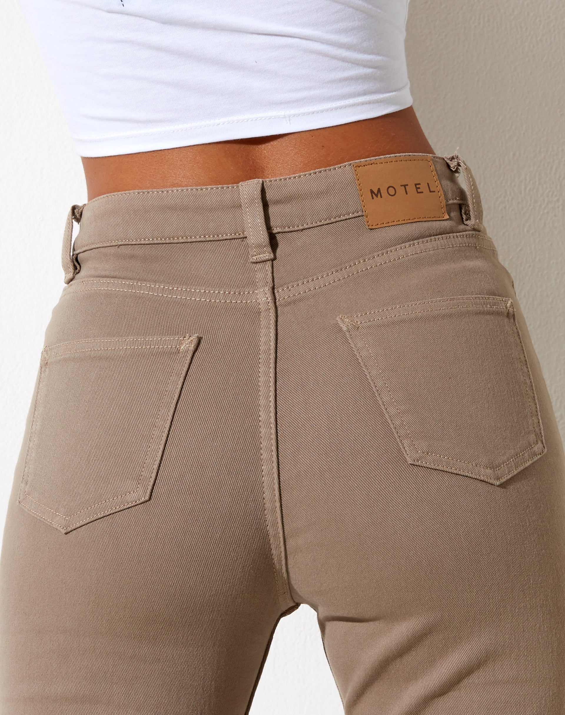 Immagine di Bootleg Jeans in Burnt Olive