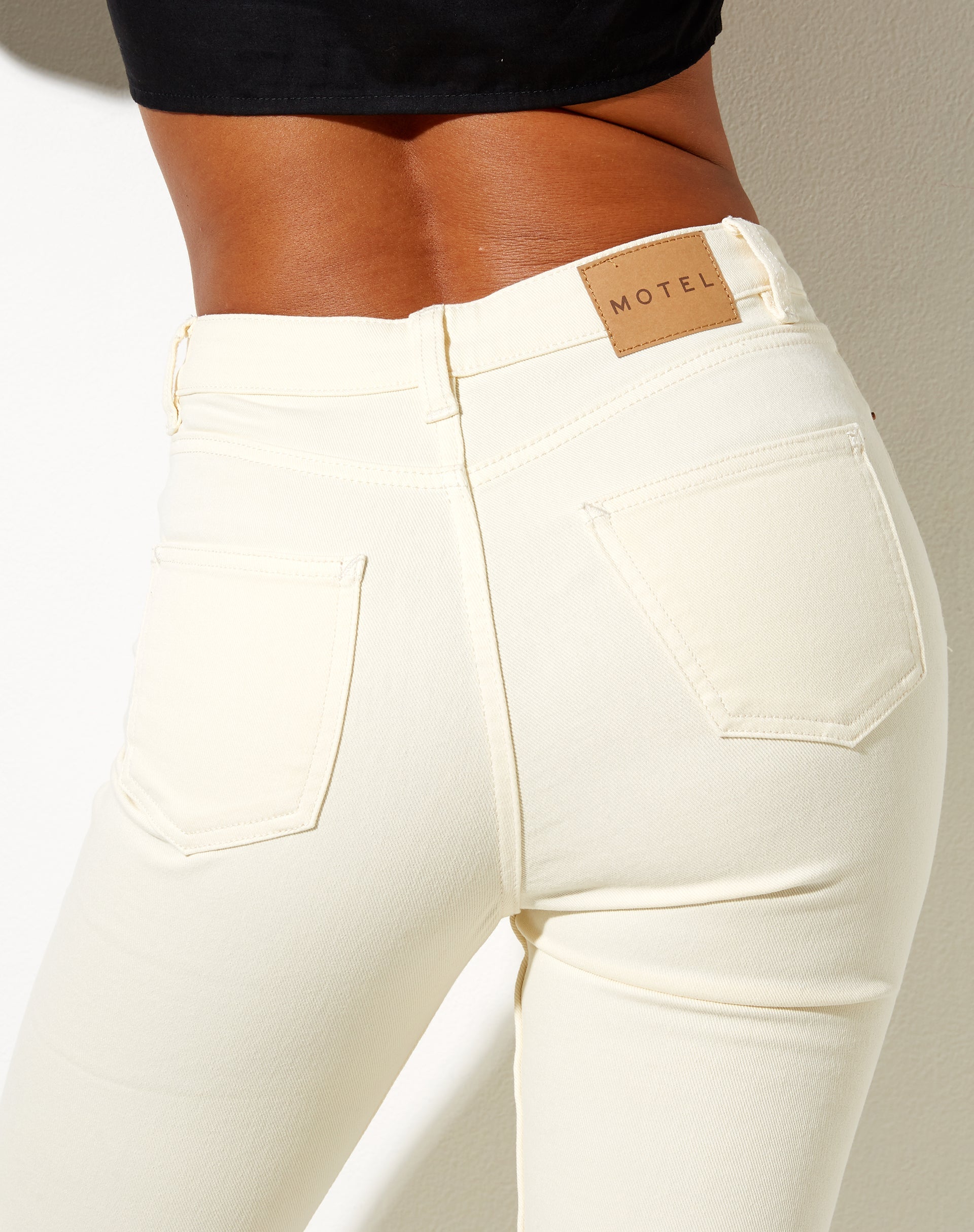 Immagine di Bootleg Jeans in Buttermilk