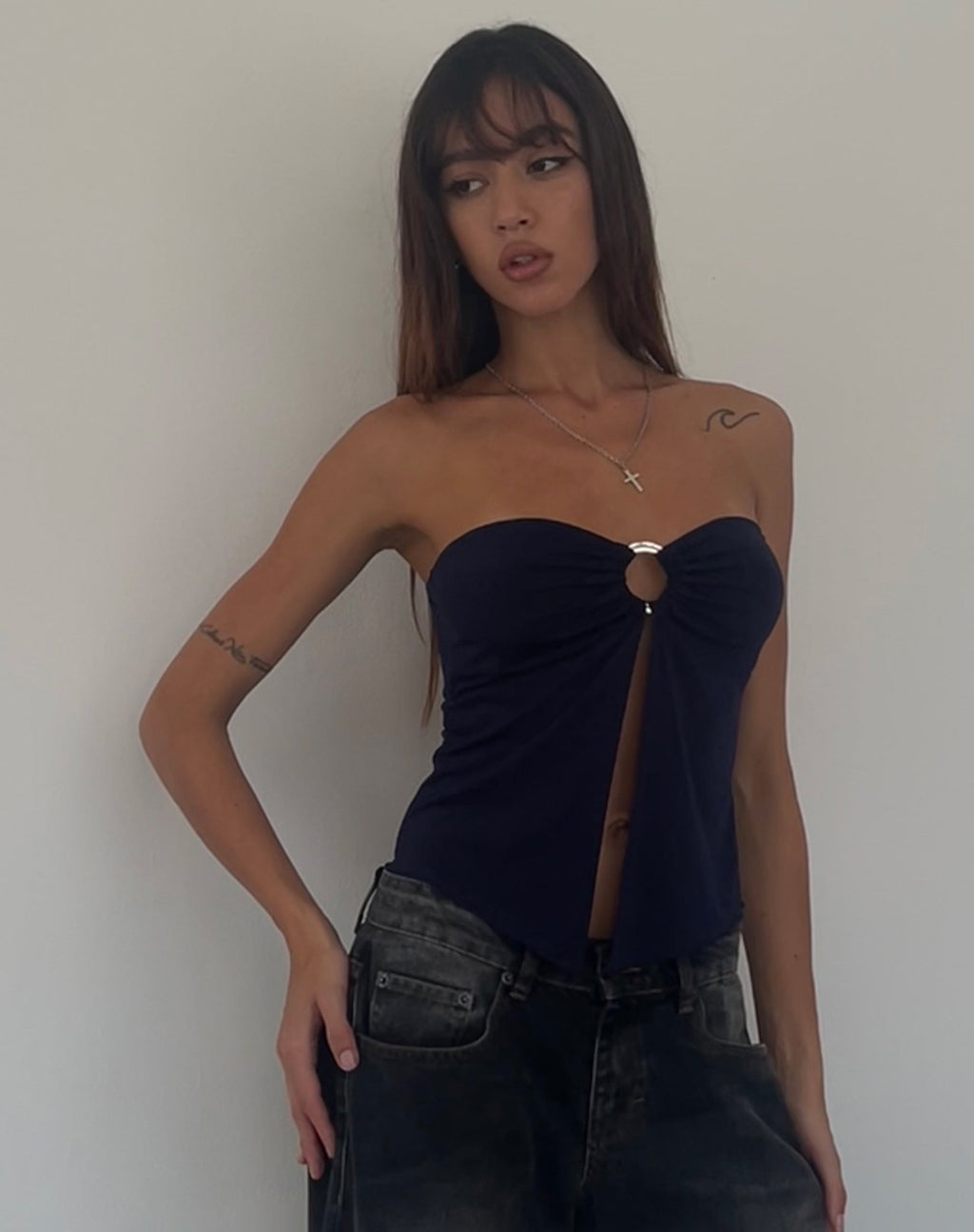 Brea - Top a fascia a farfalla in blu scuro
