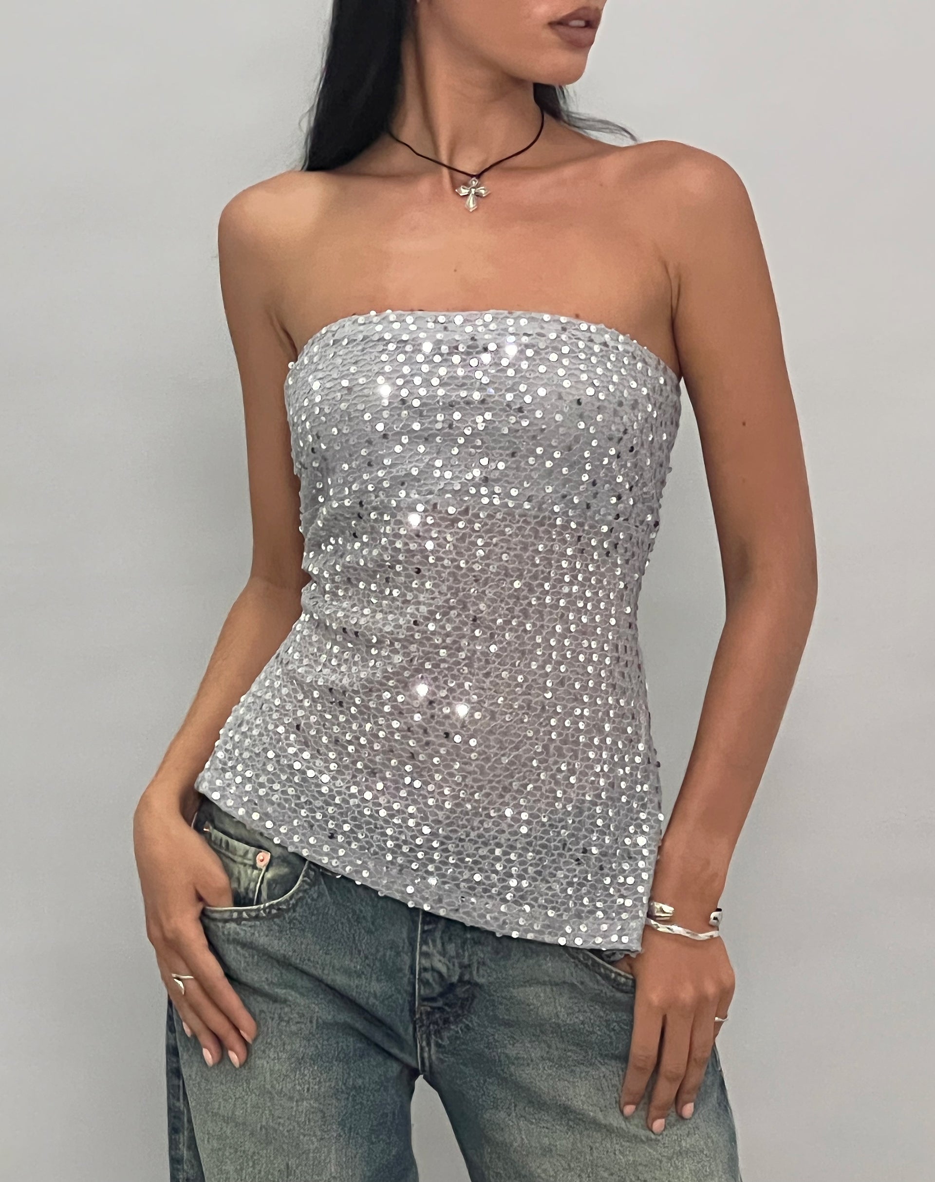 Immagine di Brilia Top a fascia in maglia di paillettes Argento